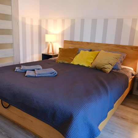 Apartament Czerwone Maki クラクフ エクステリア 写真