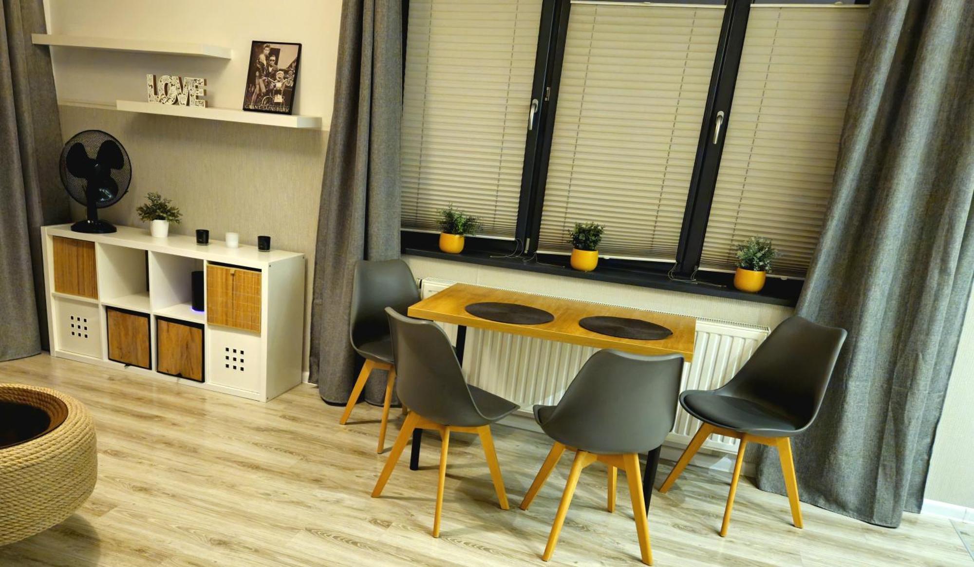 Apartament Czerwone Maki クラクフ エクステリア 写真